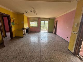 Chalet en venta en Vallirana