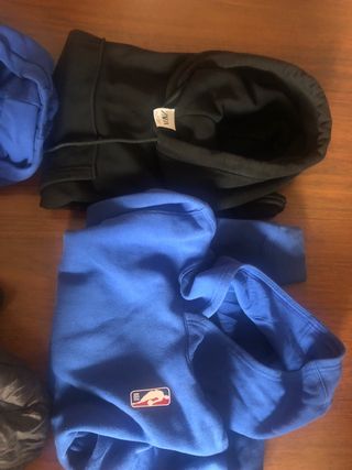 Lote Abbigliamento: 3 Felpe, Cappotto e 2 Gilet