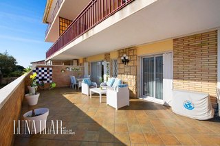 Piso en venta en Baixador en Castelldefels