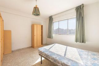 Piso en venta en Polígono Cartuja – La Paz en Granada
