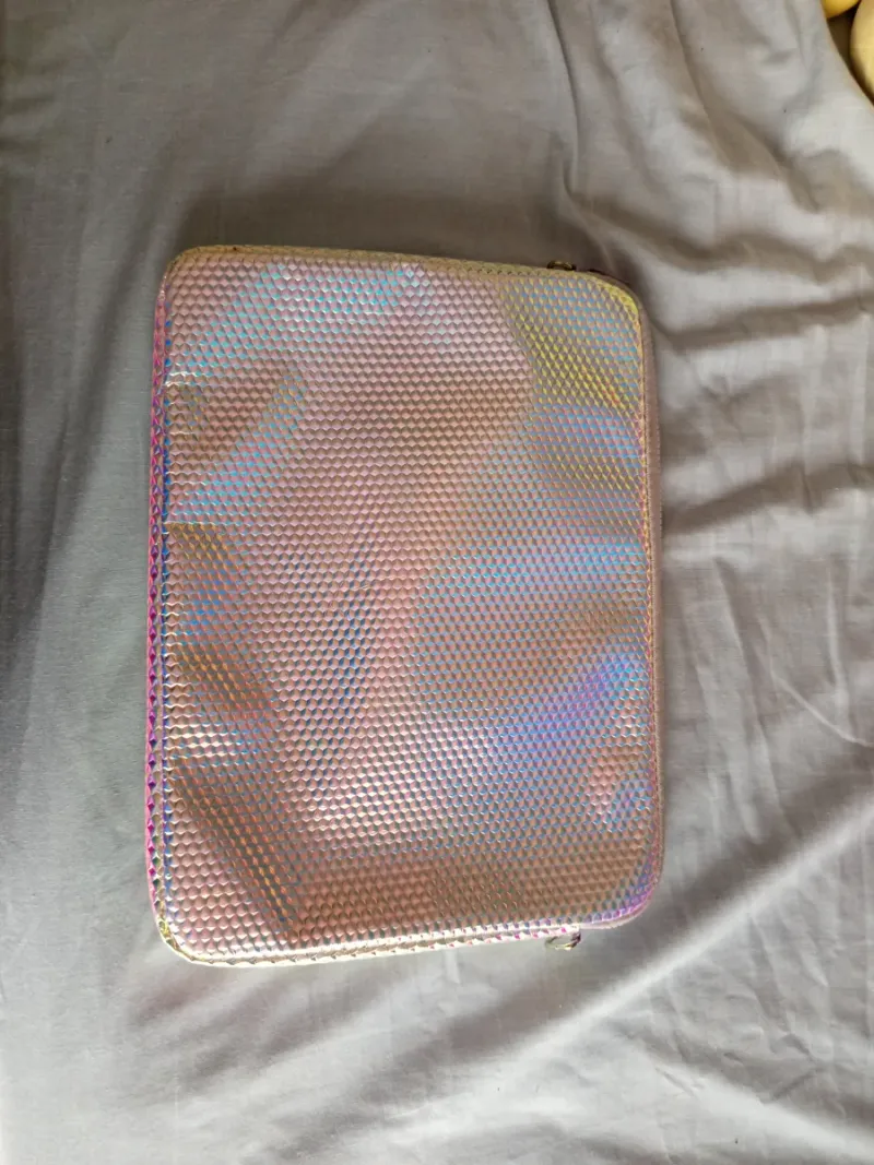 Funda para portátil o tablet iridiscente