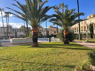 Piso en venta en Les Marines/Las Marinas en Dénia