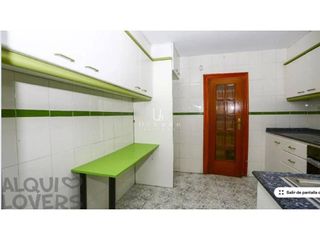 Piso en venta en Benicalap en Valencia