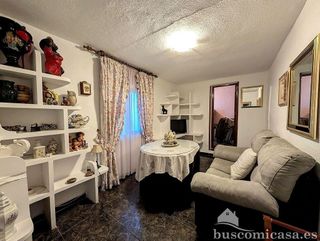 Piso en venta en Linares