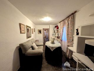 Piso en venta en Linares