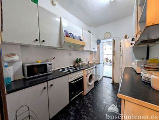 Piso en venta en Linares