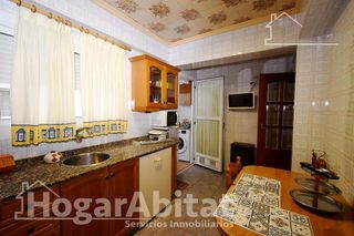 Piso en venta en Zona Avenida al Vedat en Torrent