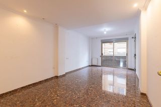 Piso en venta en Albors en Valencia