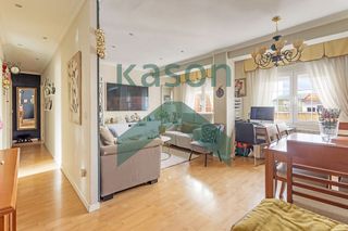 Piso en venta en Almendrales en Madrid