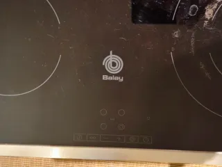 Conjunto vitrocerámica, microondas y campana