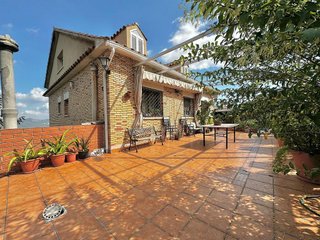 Chalet en venta en Santa Coloma de Cervelló