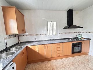 Chalet en venta en Vallirana