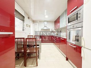 Piso en venta en Passeig Maragall - Zona Estació en Gavà