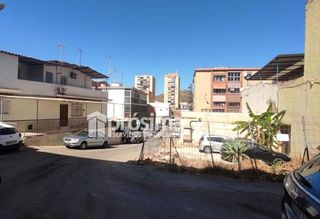 Piso en venta en Barrio de Ciudad Jardín en Málaga
