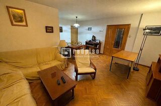 Piso en venta en El Barral Ferial en Coslada