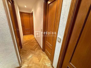 Piso en venta en El Barral Ferial en Coslada