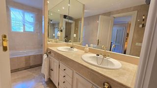 Piso en venta en Benahavís