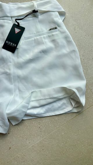 Shorts Guess Blanco Talla xs 24