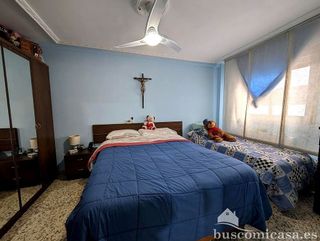 Piso en venta en Linares