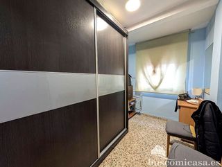 Piso en venta en Linares