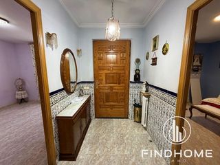 Casa adosada en venta en Olot