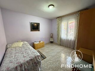 Casa adosada en venta en Olot