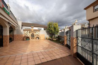 Casa pareada en venta en Zubia (La)