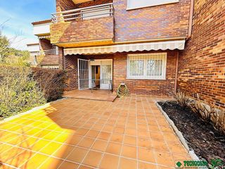 Casa adosada en venta en Arenas de San Pedro