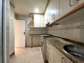 Piso en venta en La Florida en Hospitalet de Llobregat, L´