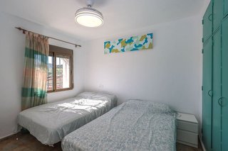 Casa adosada en venta en Coín