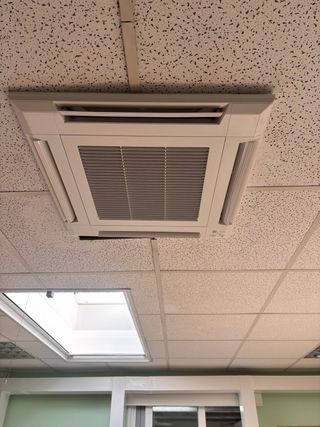 INSTALACION AIRE ACONDICIONADO