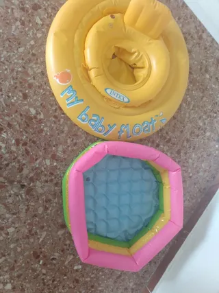 Piscina hinchable y flotador bebé Intex