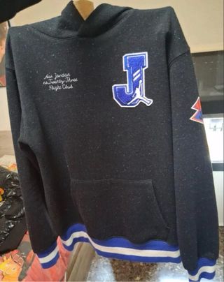 Sudadera Jordan Negra y Azul