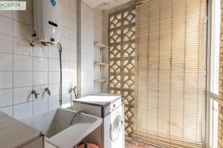 Piso en venta en Polígono Cartuja – La Paz en Granada