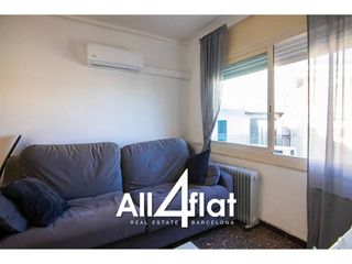 Piso en venta en El Carmel en Barcelona