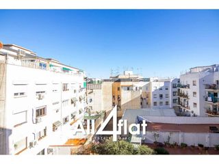 Piso en venta en El Carmel en Barcelona