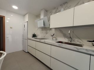 Piso en venta en Collblanc en Hospitalet de Llobregat, L´