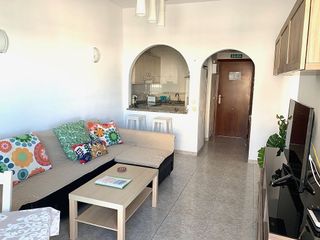 Piso en venta en Playa de la Fontanilla en Marbella