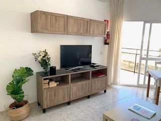 Piso en venta en Playa de la Fontanilla en Marbella