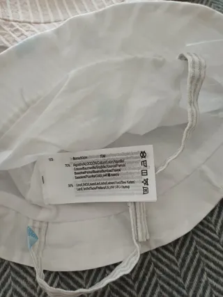 2 cappellini bimbo 18 mesi con laccio Mayoral