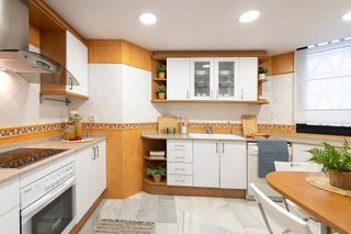 Piso en venta en Puerto Banús en Marbella