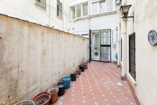 Piso en venta en Camino de Ronda - Rosaleda en Granada