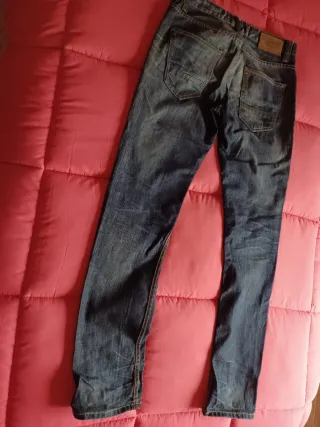 Pantalón vaquero chico Pull and Bear azul