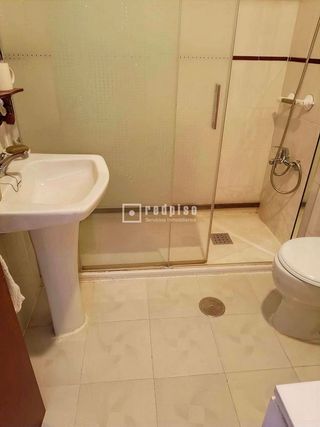 Piso en venta en Orcasitas en Madrid