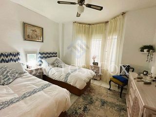 Piso en venta en Los Naranjos - Las Brisas en Marbella