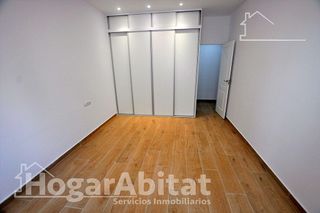 Piso en venta en Nou Moles en Valencia