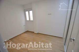 Piso en venta en Nou Moles en Valencia