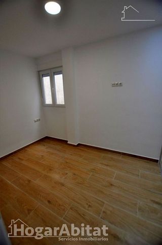 Piso en venta en Nou Moles en Valencia