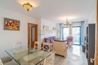 Piso en venta en Puerto - Plaza de Toros en Estepona