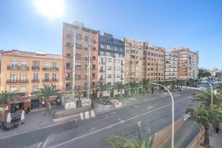 Piso en venta en Ensanche - Diputación en Alicante